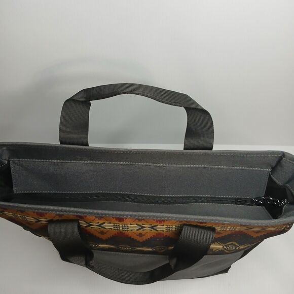 New Pendleton Nehalem Grey Rancho Arroyo Carryall Zip Tote Bag Purse $119 - Picture 5 of 11